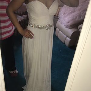White jovani prom gown size 14